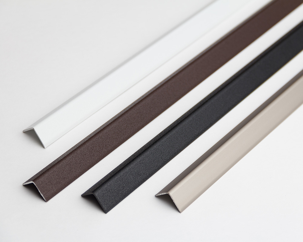 Угол наружный алюминиевый УО 04-27.2700.059