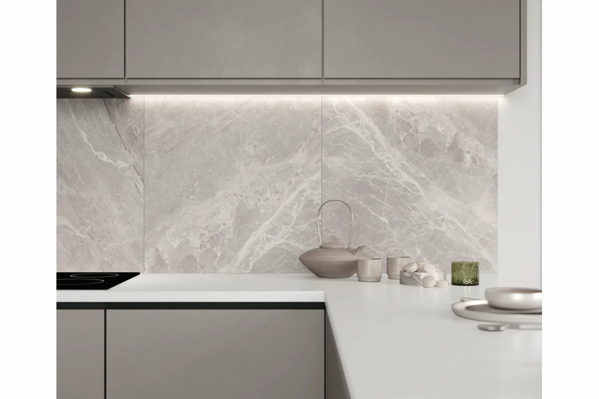 Панель самоклеющаяся ПВХ 300х600 мм 6шт/уп Мрамор Нова Адели гранд. Цена указана за 1,08 м²