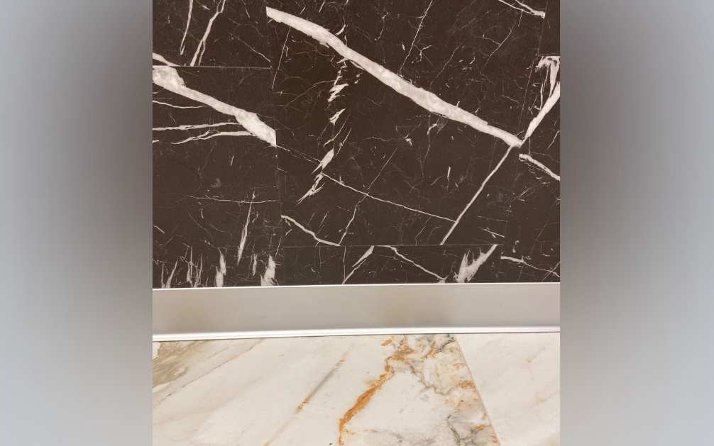 Плинтус алюминиевый Пл 60.2500.01лк Серебро