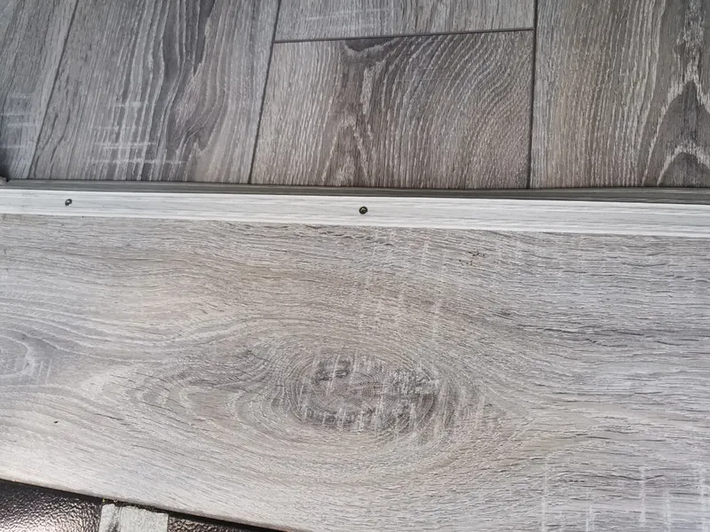 Порог угловой ПУ 03.2700.285 Клен