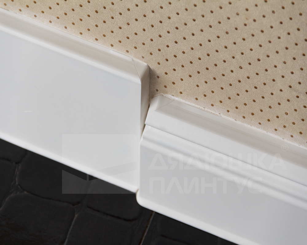 Плинтус ХДФ Dollken Cubu Flex Life 80мм х 2,5 м 1013 Белый